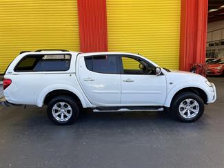 2014 Mitsubishi Triton - Thumbnail