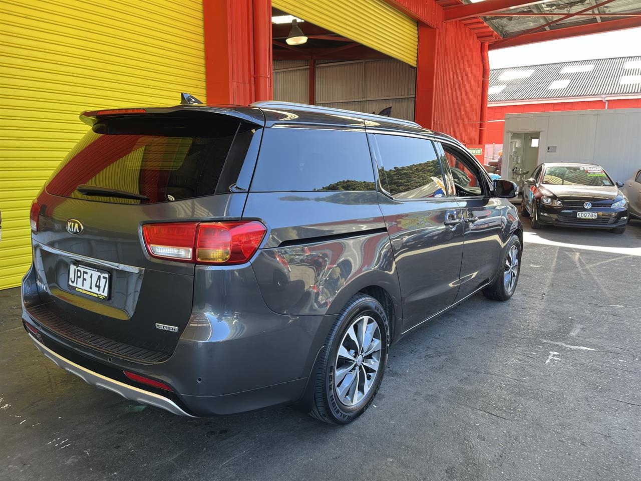 2016 Kia Carnival