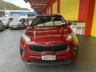 2016 Kia Sportage - Thumbnail