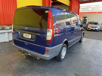 2012 Mercedes-Benz VITO - Thumbnail