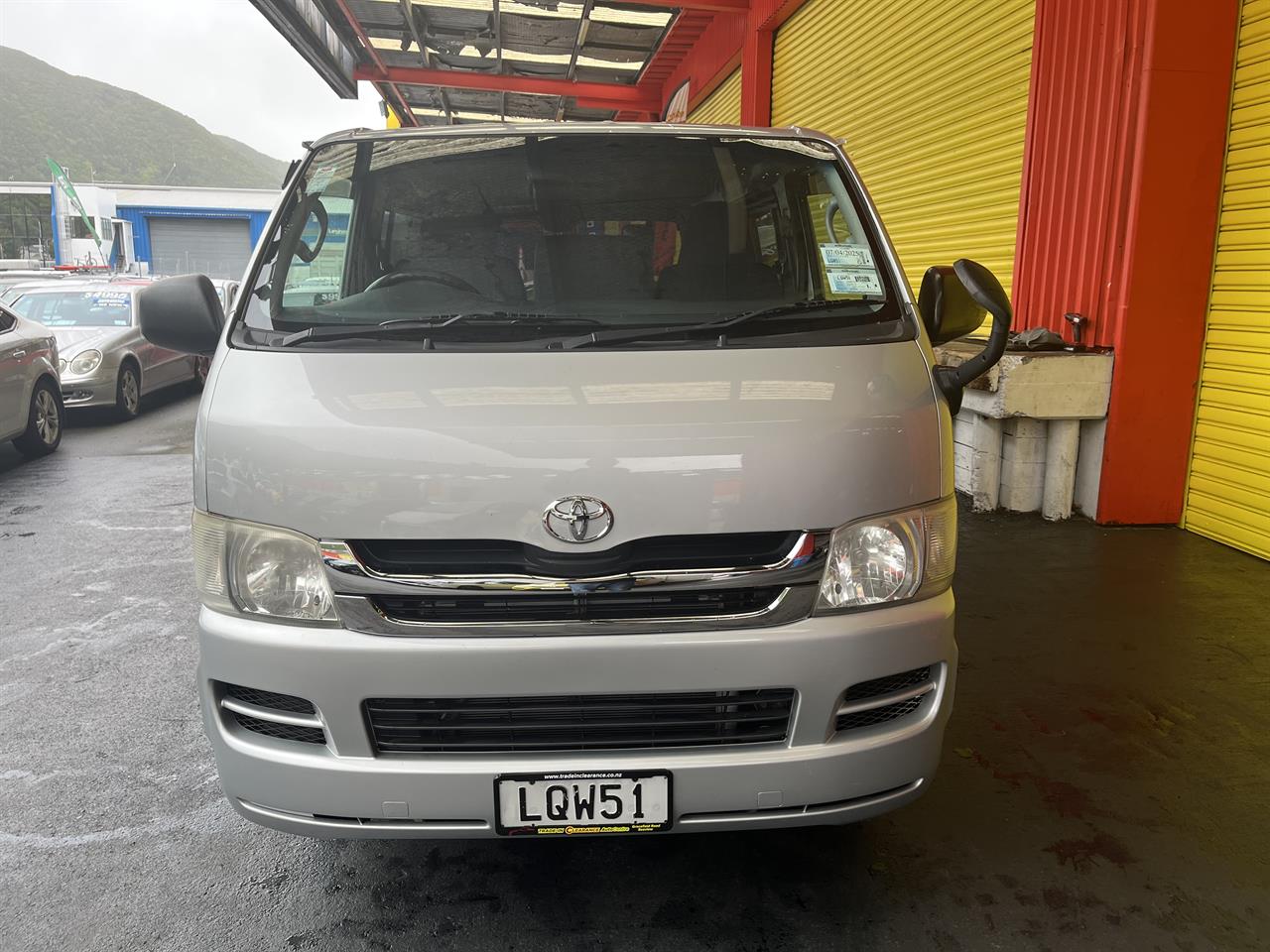 2009 Toyota Hiace