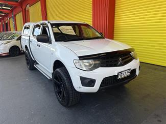 2010 Mitsubishi Triton - Thumbnail