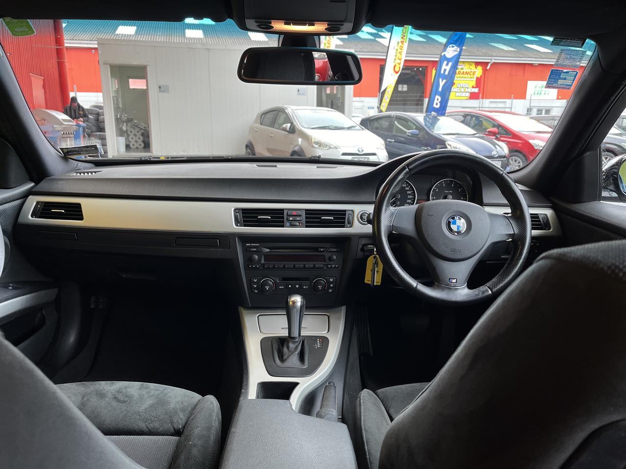 2007 BMW 320i