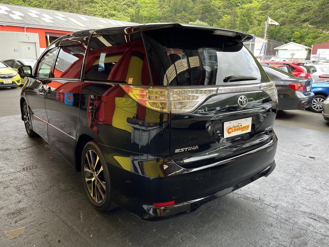 2015 Toyota Estima