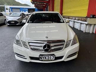 2010 Mercedes-Benz E350 - Thumbnail