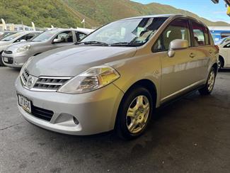 2012 Nissan Tiida - Thumbnail