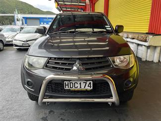 2013 Mitsubishi Triton - Thumbnail