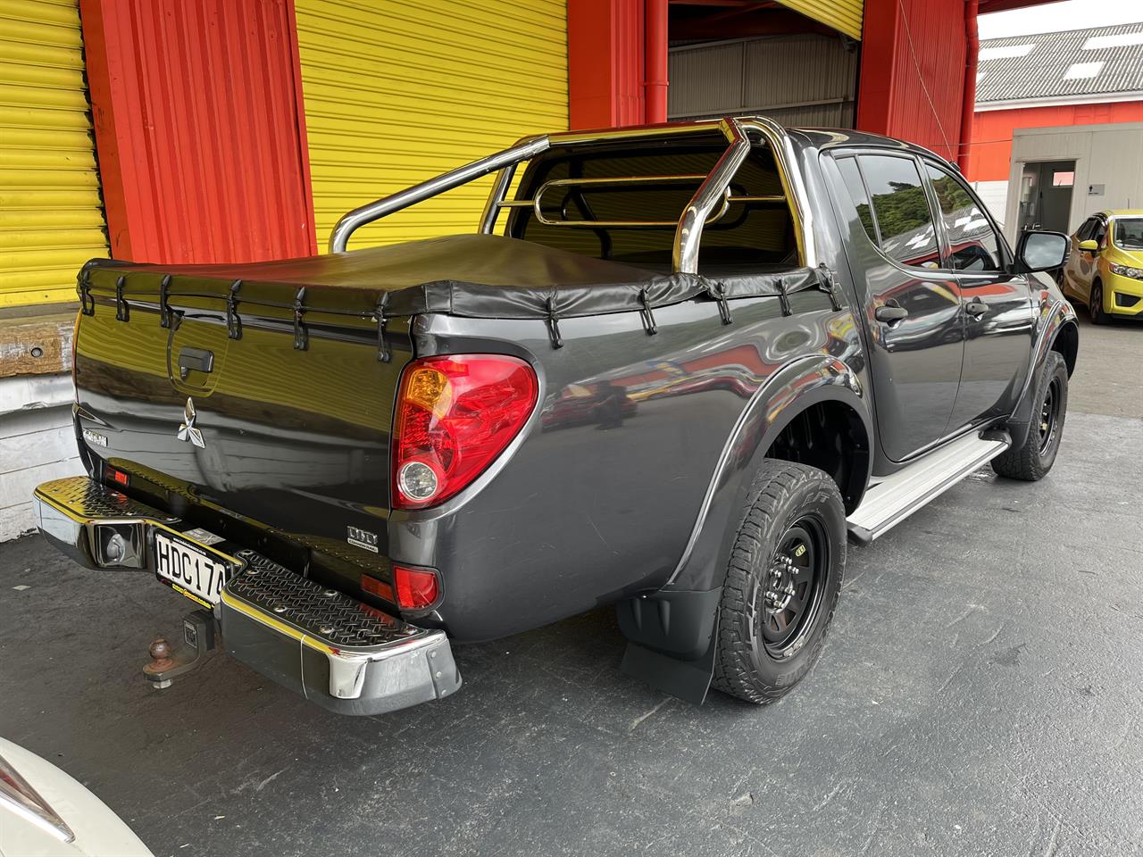 2013 Mitsubishi Triton