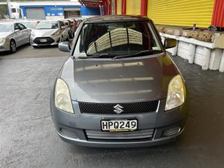 2005 Suzuki Swift - Thumbnail