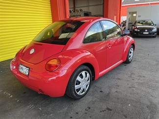 2000 Volkswagen Beetle - Thumbnail