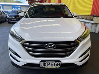 2015 Hyundai TUCSON - Thumbnail