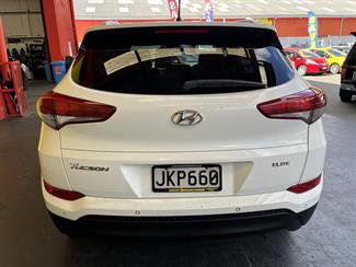 2015 Hyundai TUCSON - Thumbnail