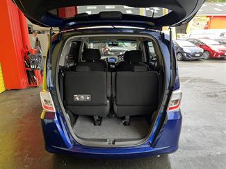 2013 Honda Freed - Thumbnail