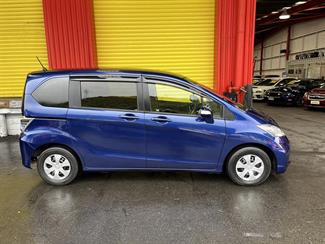 2013 Honda Freed - Thumbnail