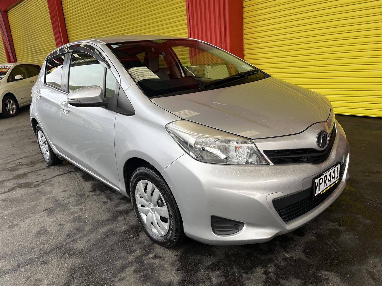 2014 Toyota Vitz