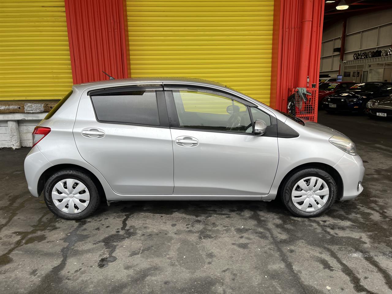 2014 Toyota Vitz