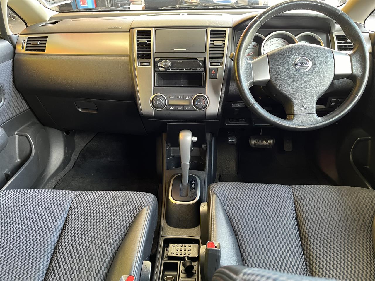 2011 Nissan Tiida