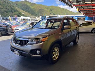 2010 Kia Sorento R - Thumbnail