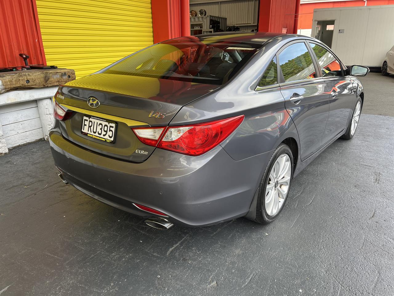 2011 Hyundai I45