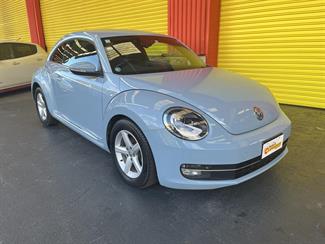 2013 Volkswagen Beetle - Thumbnail