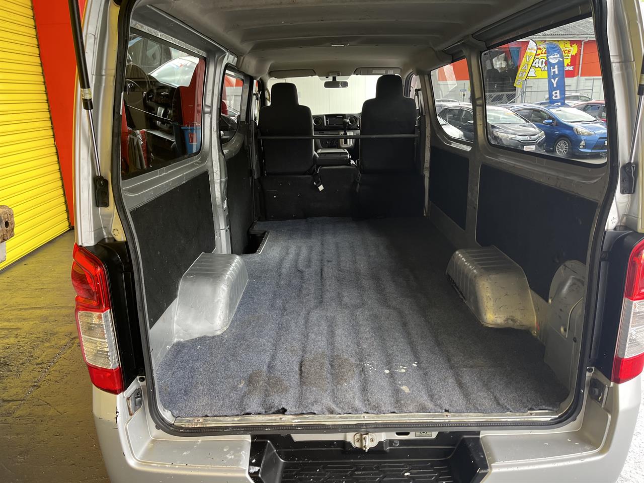 2014 Nissan Caravan