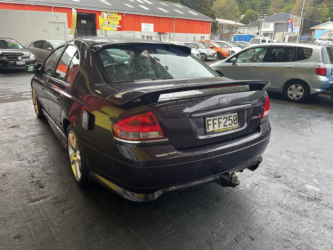 2004 Ford Falcon