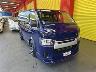 2019 Toyota Hiace - Thumbnail