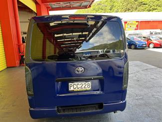 2019 Toyota Hiace - Thumbnail