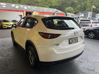 2017 Mazda Cx-5 - Thumbnail