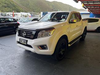 2019 Nissan Navara - Thumbnail