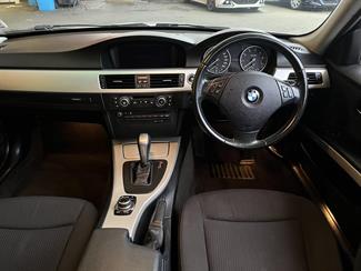 2012 BMW 320i - Thumbnail