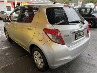 2014 Toyota Vitz - Thumbnail