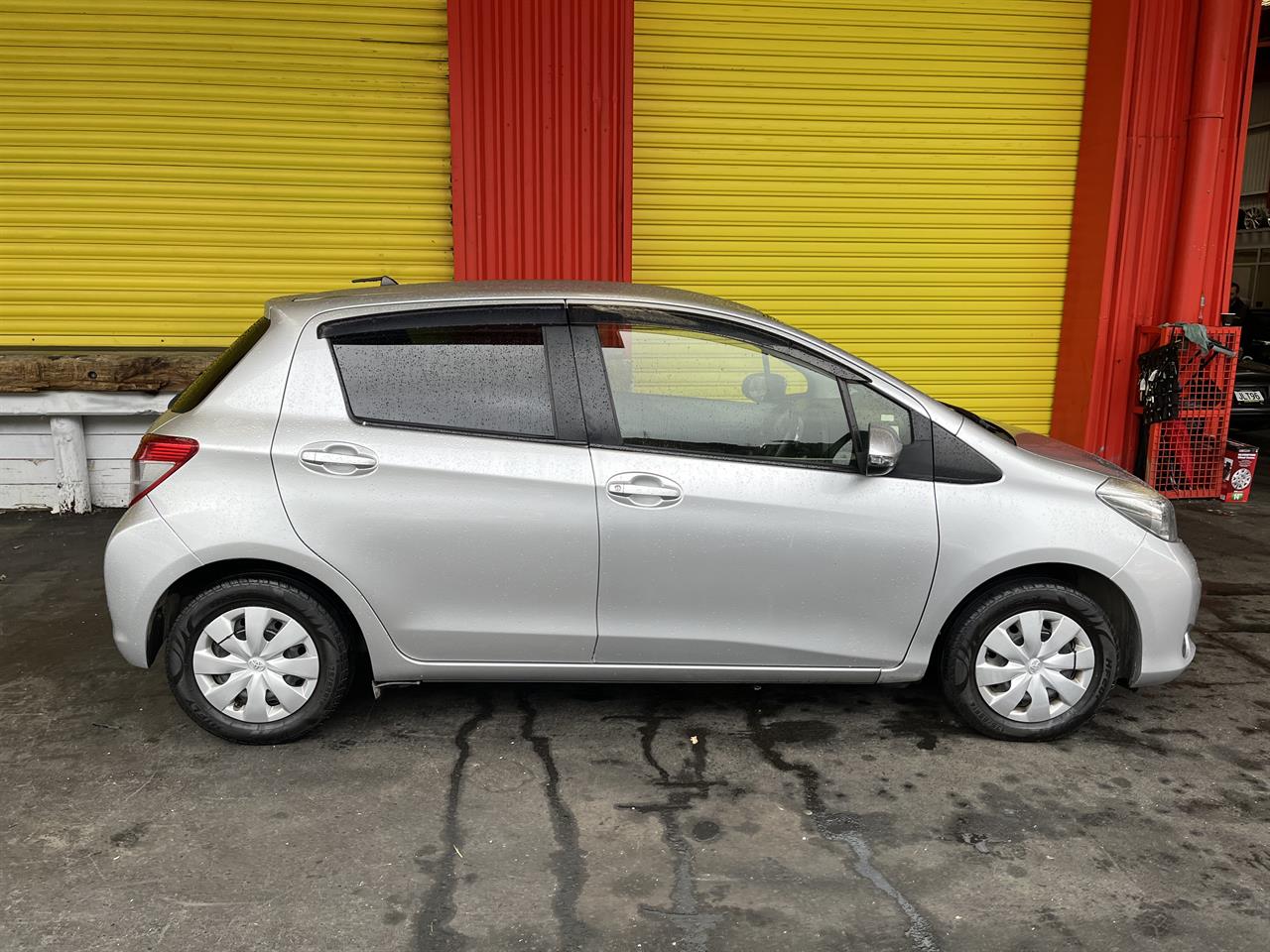 2014 Toyota Vitz