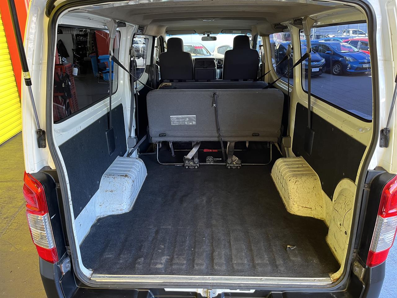 2013 Nissan Caravan