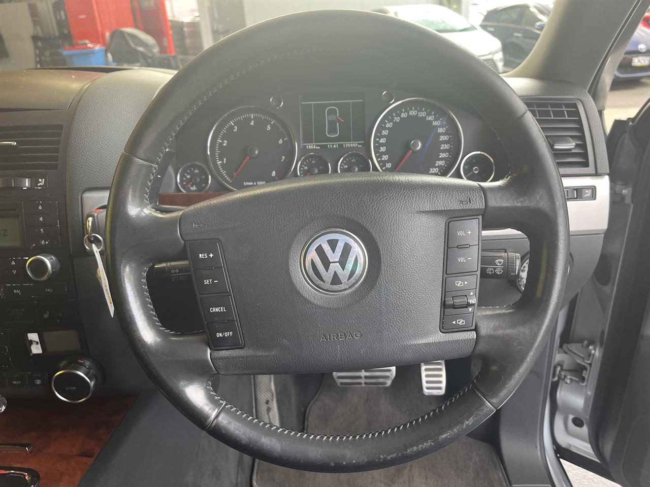 2005 Volkswagen Touareg