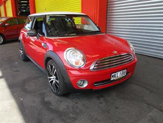 2009 Mini Cooper - Thumbnail