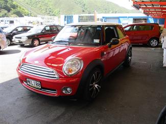 2009 Mini Cooper - Thumbnail