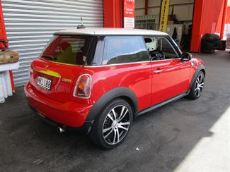 2009 Mini Cooper - Thumbnail