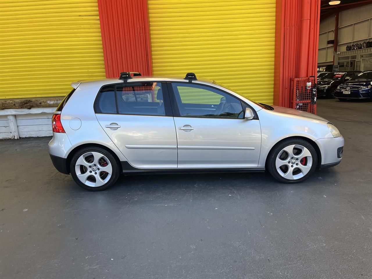 2005 Volkswagen Golf