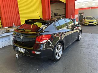 2016 Holden Cruze - Thumbnail