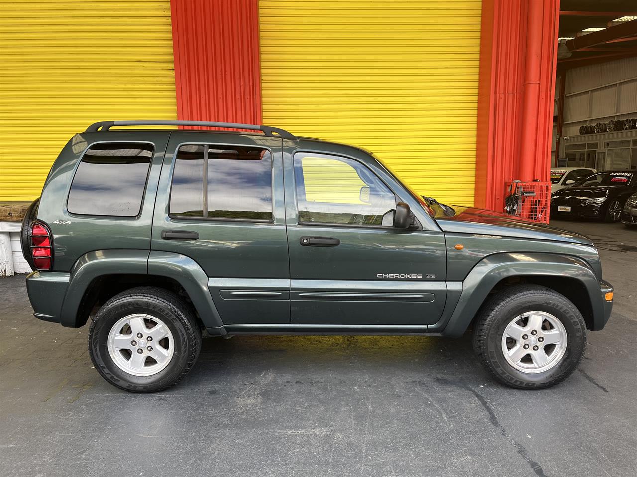 2002 Chrysler Jeep CHEROKEE