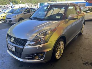 2012 Suzuki Swift - Thumbnail