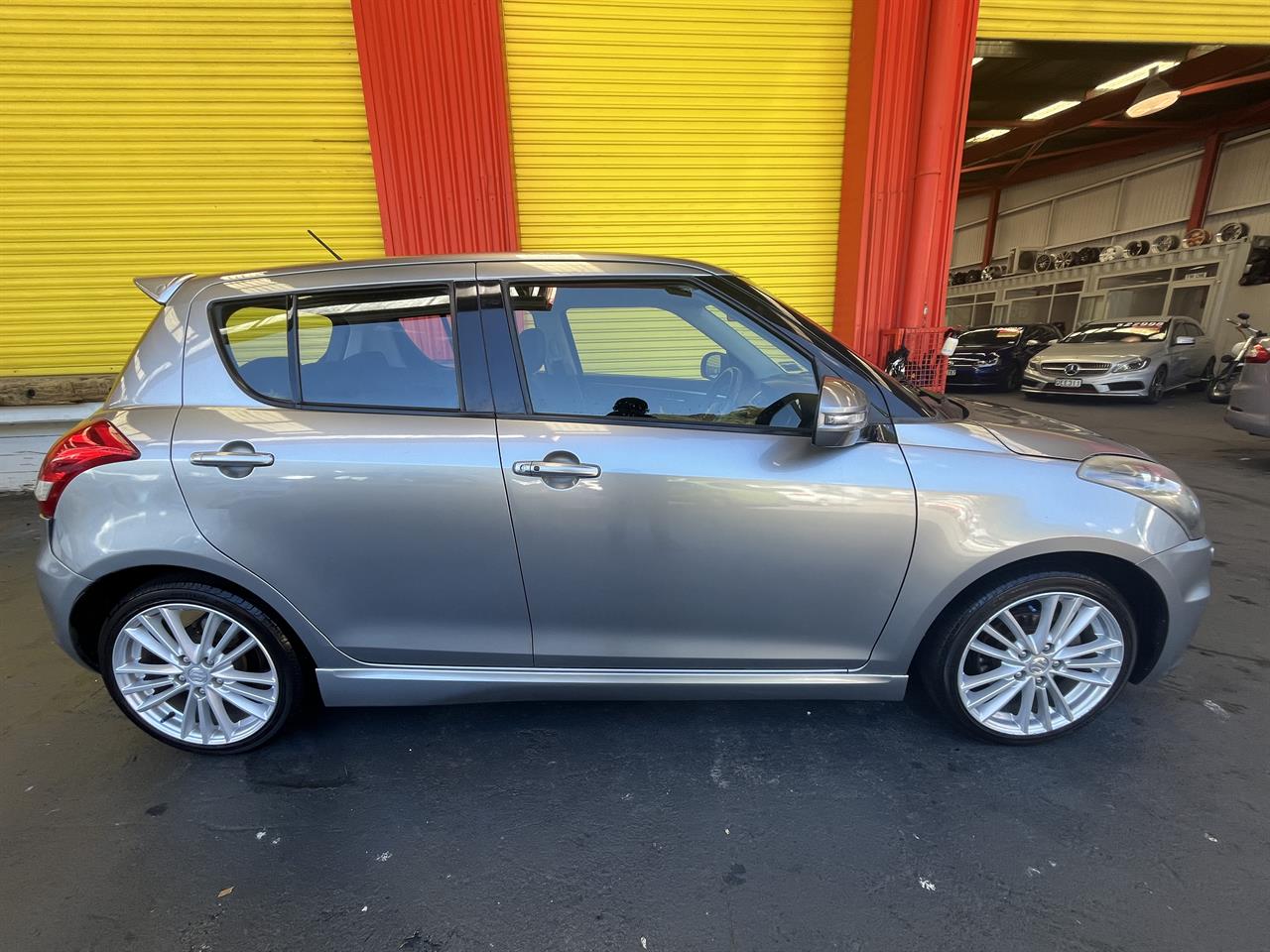 2012 Suzuki Swift