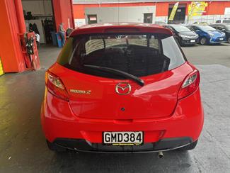 2012 Mazda 2 - Thumbnail