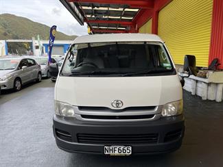 2007 Toyota Hiace - Thumbnail