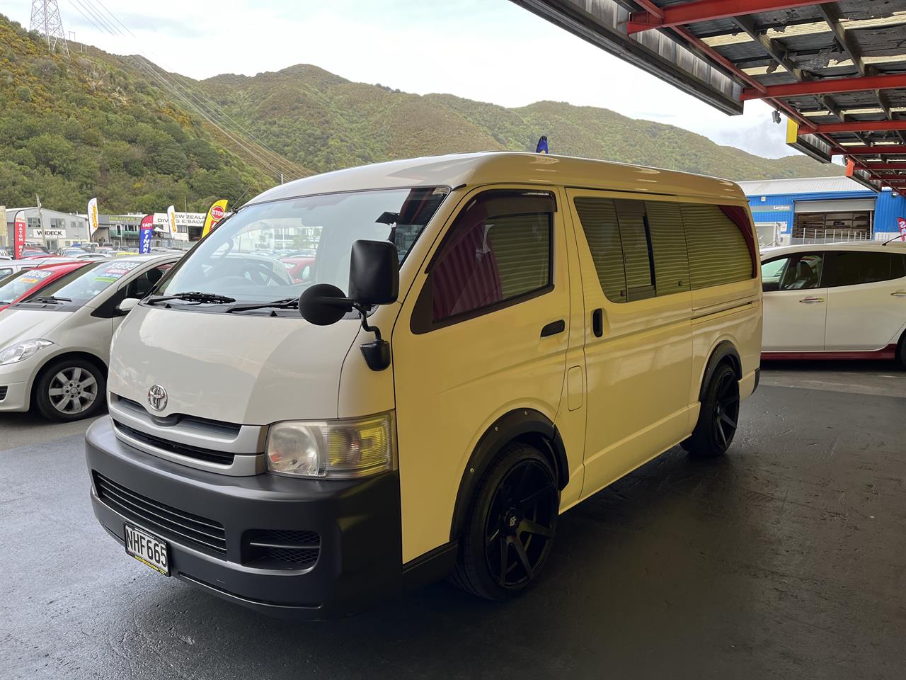 2007 Toyota Hiace