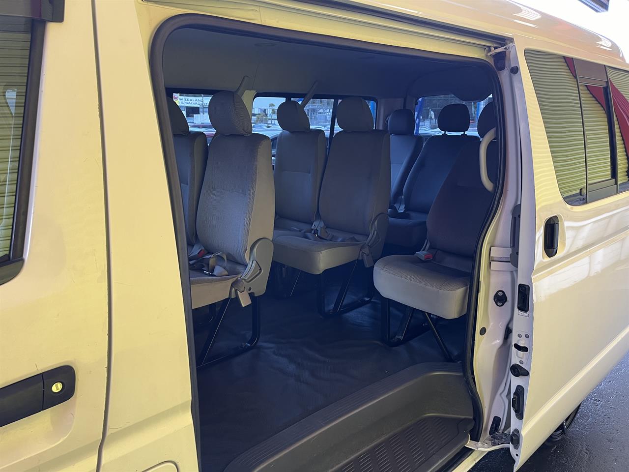 2007 Toyota Hiace