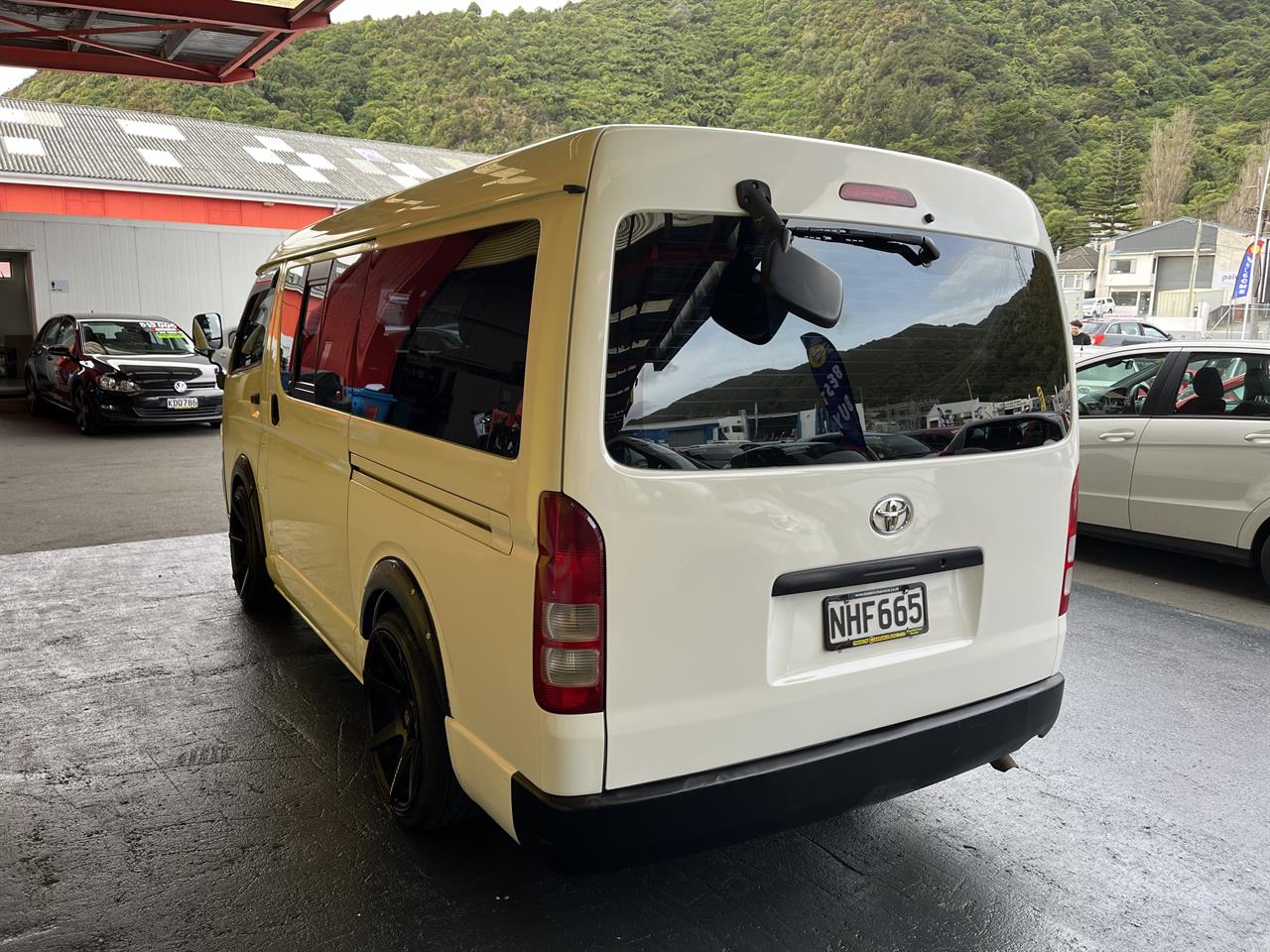 2007 Toyota Hiace