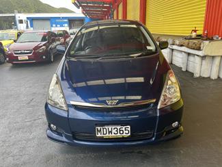 2005 Toyota Wish - Thumbnail