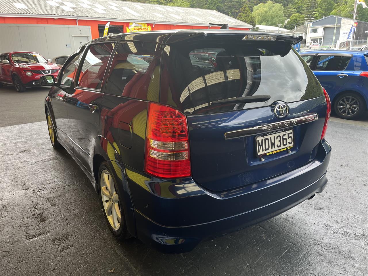 2005 Toyota Wish